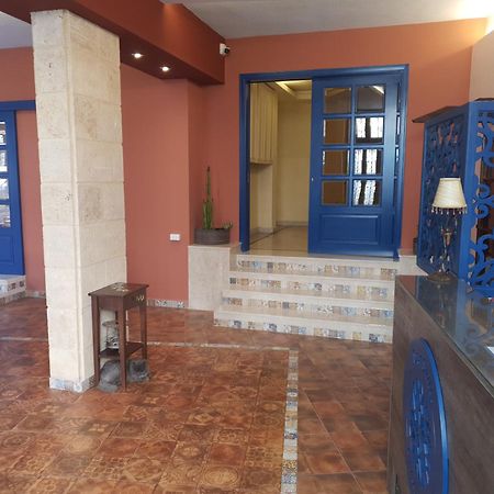 Azur Suites Hotel & Apartments El Mina Exterior photo