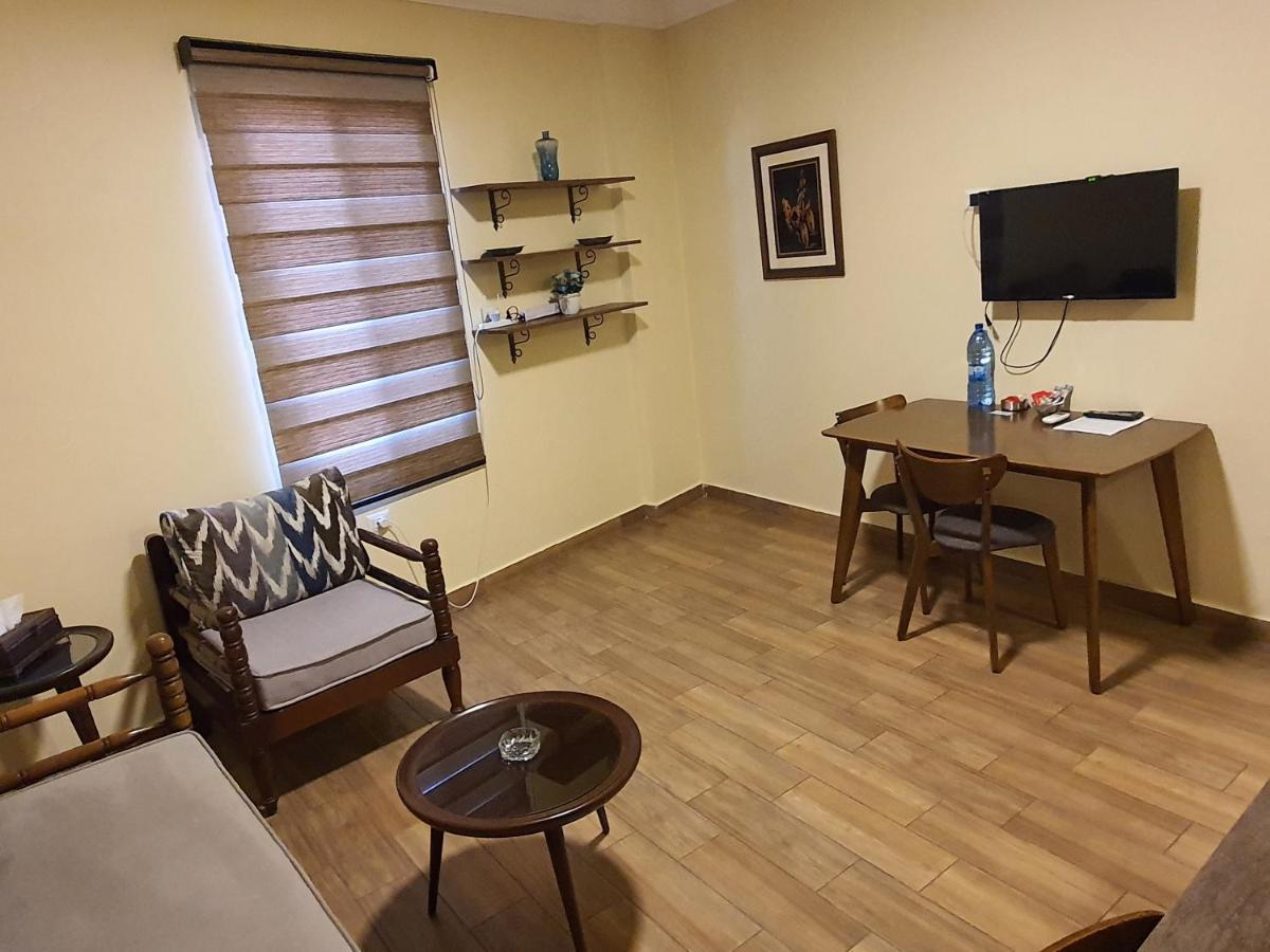 Azur Suites Hotel & Apartments El Mina Exterior photo