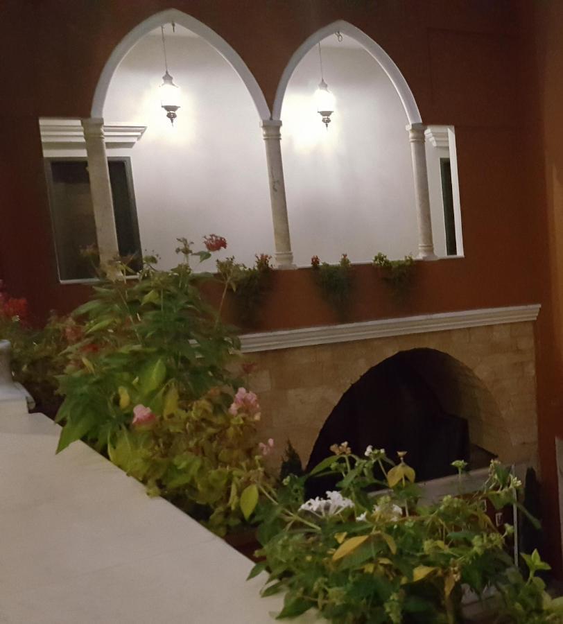 Azur Suites Hotel & Apartments El Mina Exterior photo